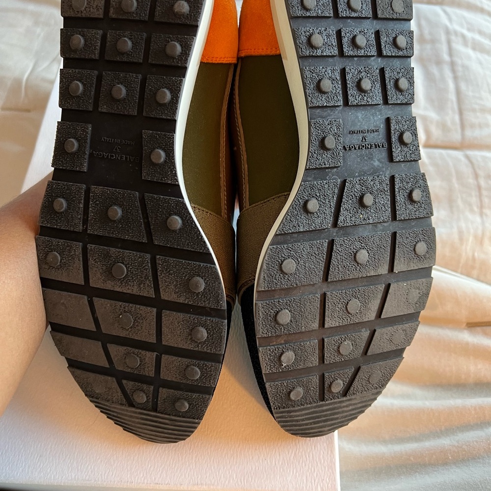 Balenciaga Tess Gomma - Picture 2 of 11